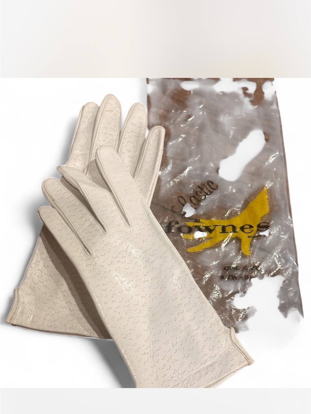 Vintage Cream Perforated Leather Women's Gloves